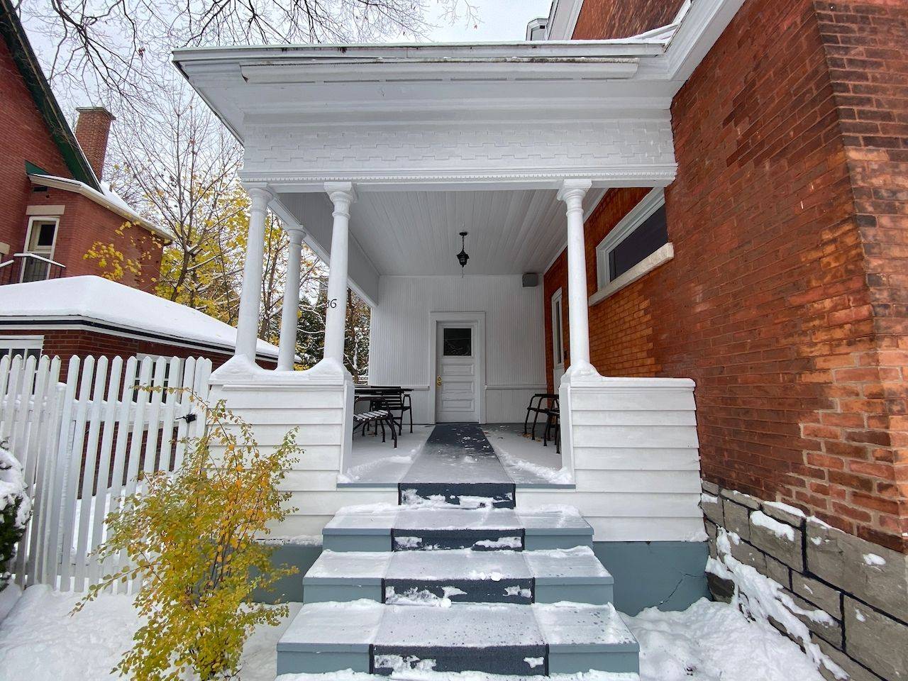 Ottawa Centre, ON K2P 1K7,137 Cartier ST