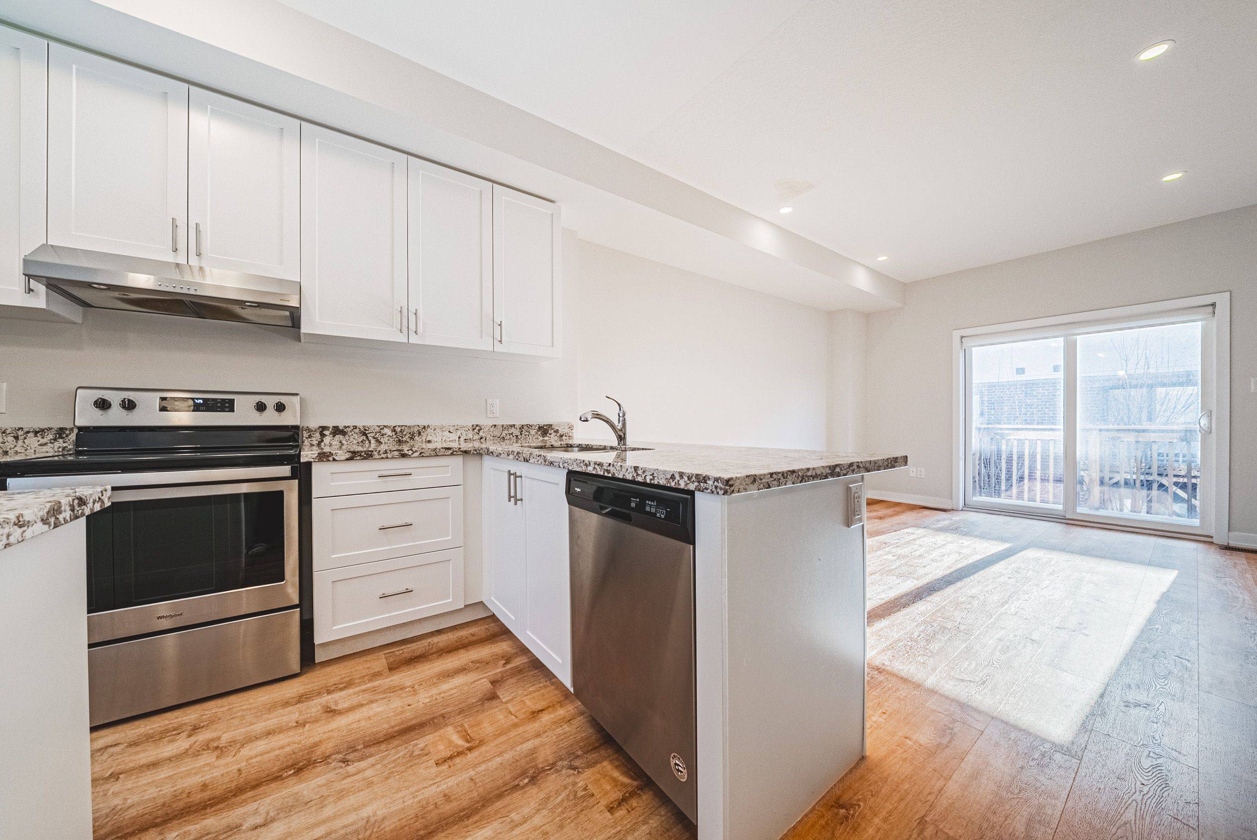 Hamilton, ON L9G 3K9,54 Mulhollard LN