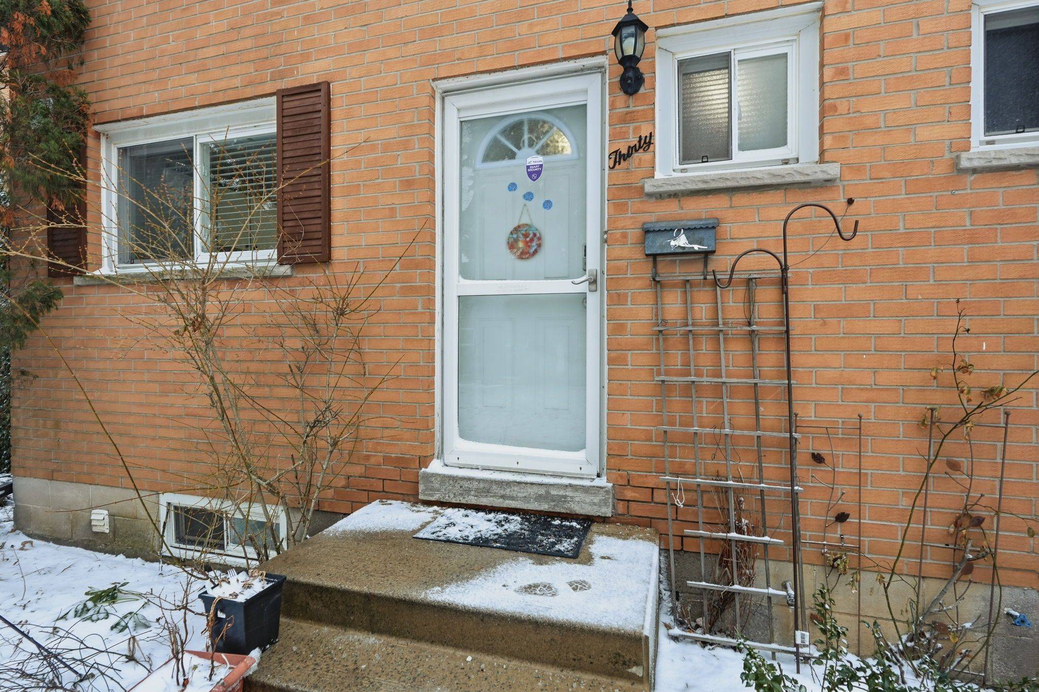 Hamilton, ON L9B 1R6,1440 Garth ST #30