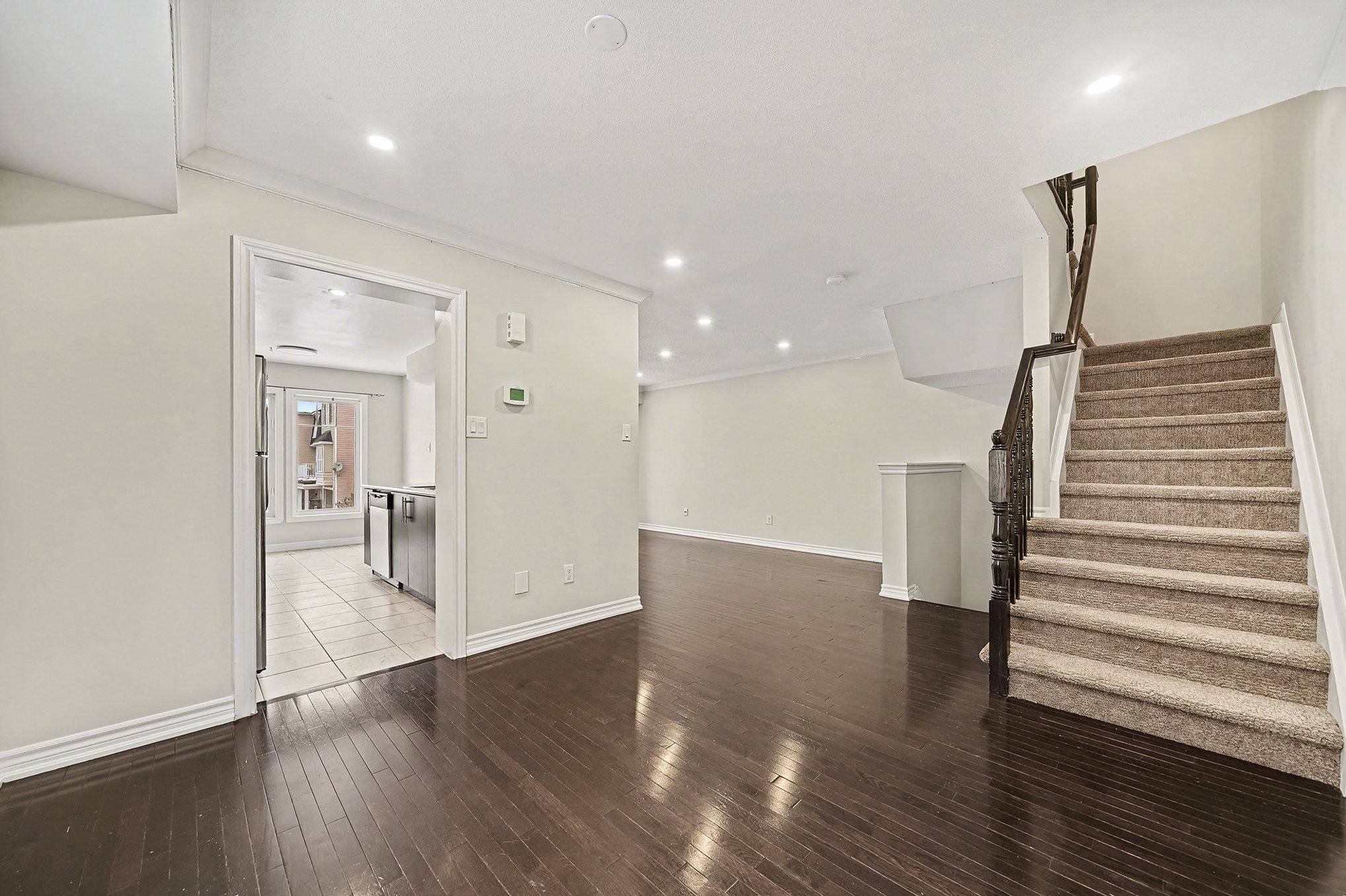 Barrhaven, ON K2J 0X5,2319 Blue Aster ST