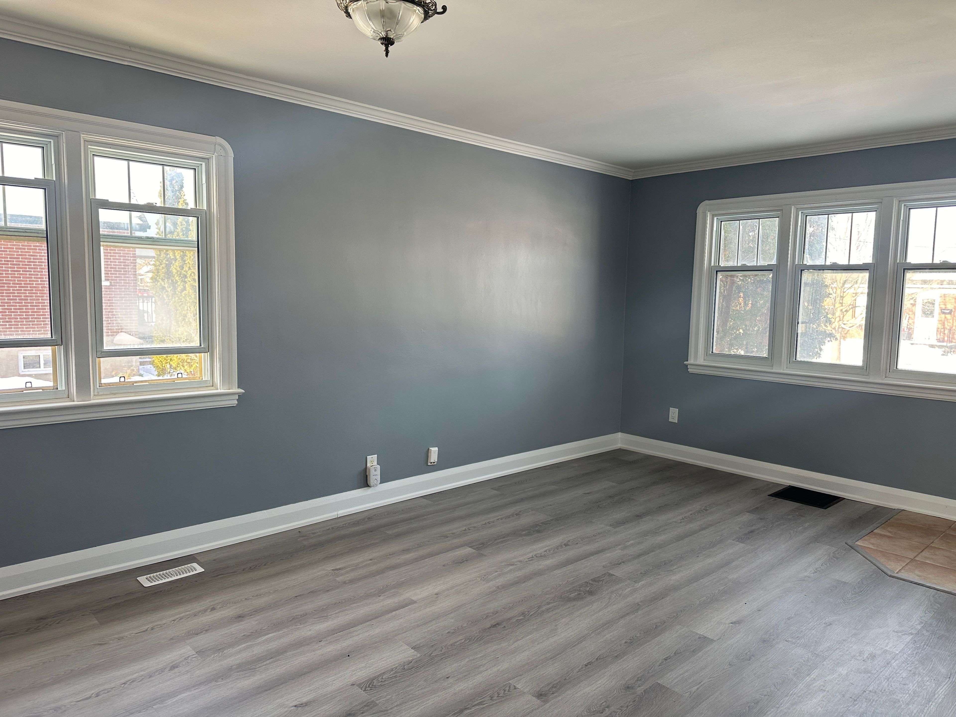 Peterborough, ON K9J 4J7,563 McCannan AVE