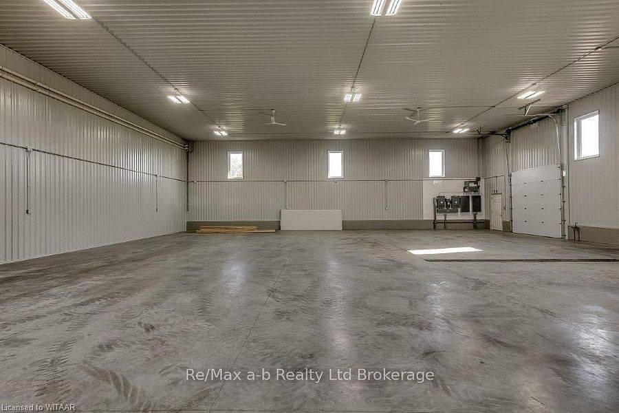 Norwich, ON N0J 1P0,285793 Airport RD #8