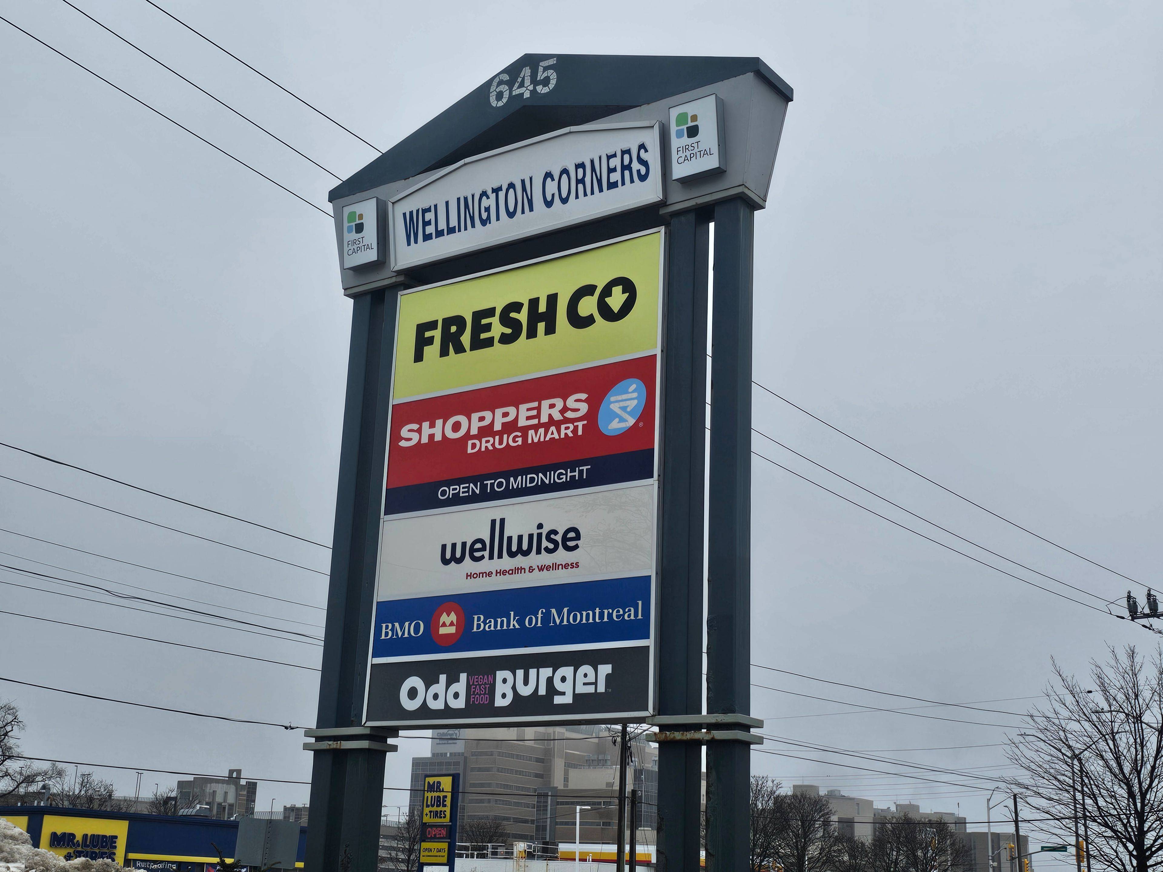 London South, ON N6C 2V9,645 Commissioners RD E