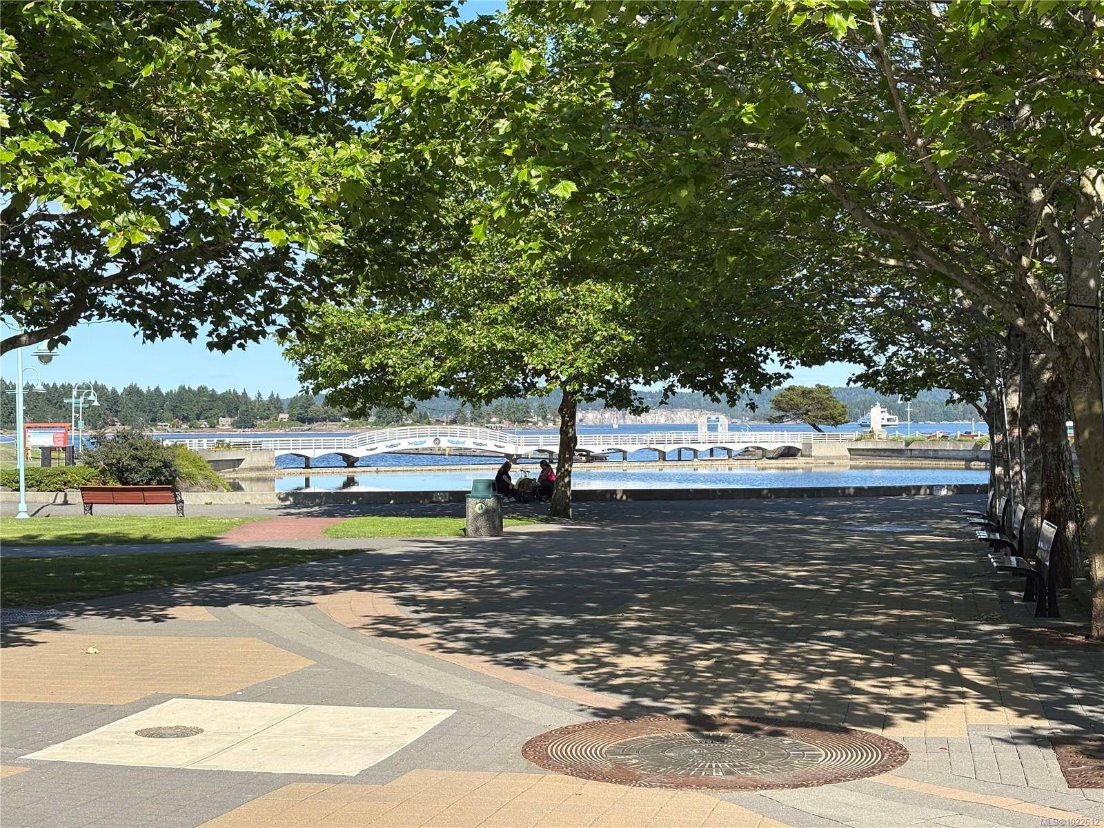 Nanaimo, BC V9R 3H7,55 Comox Rd