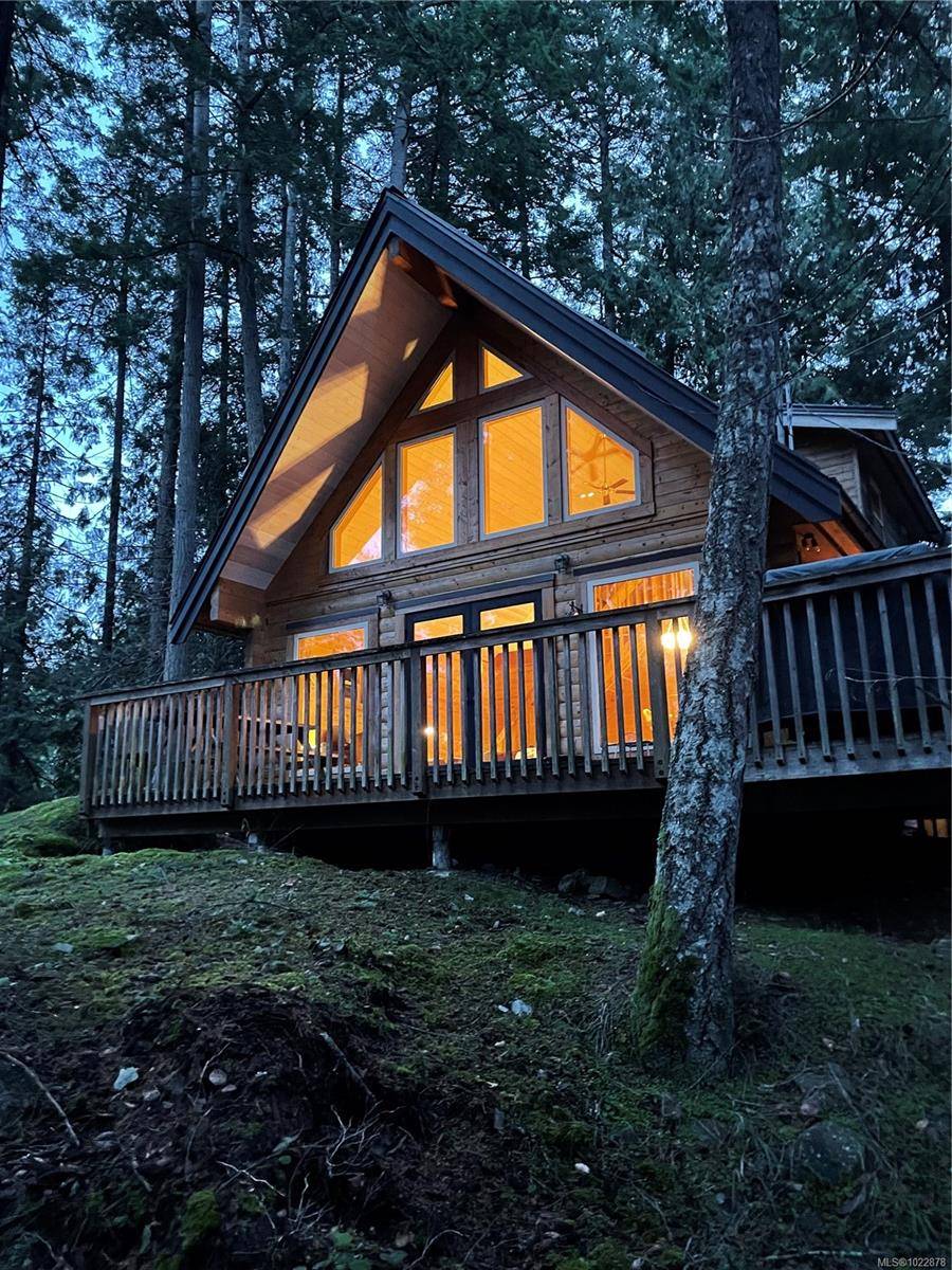 Pender Island, BC V0N 2M2,2647 Galleon Way