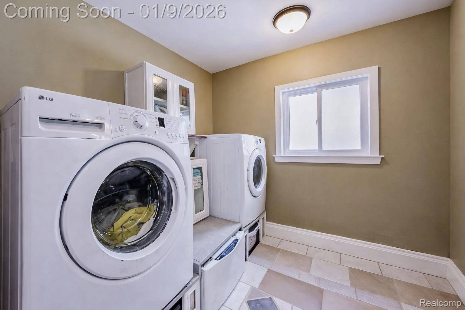 Lake Orion, MI 48359,2465 Liter RD