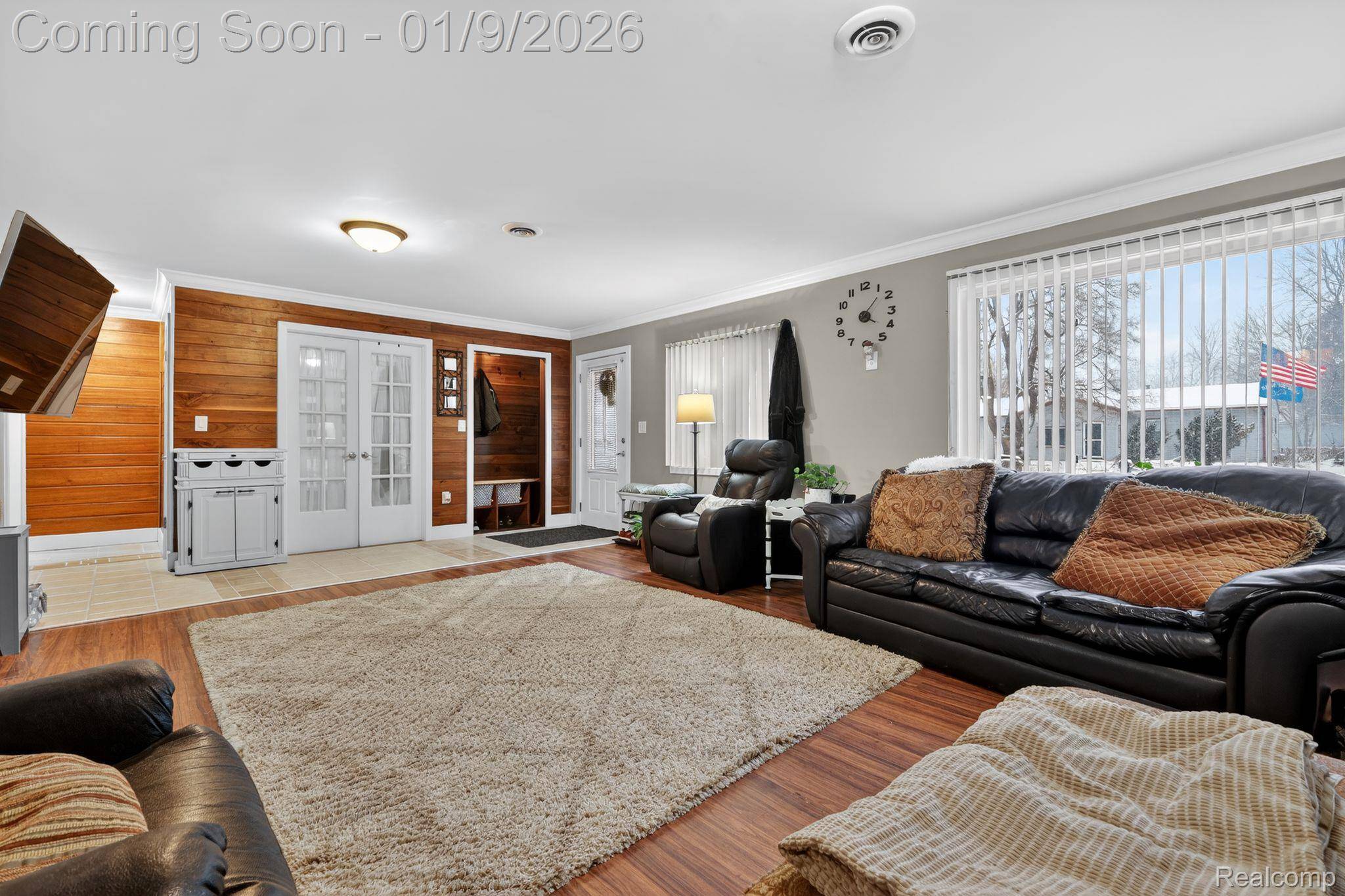 Lake Orion, MI 48359,2465 Liter RD