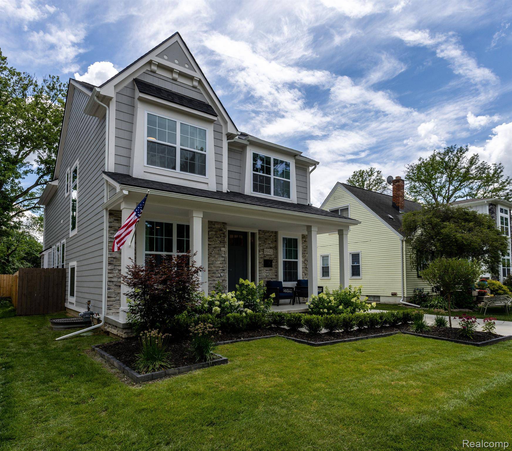 Birmingham, MI 48009,1842 Hazel ST