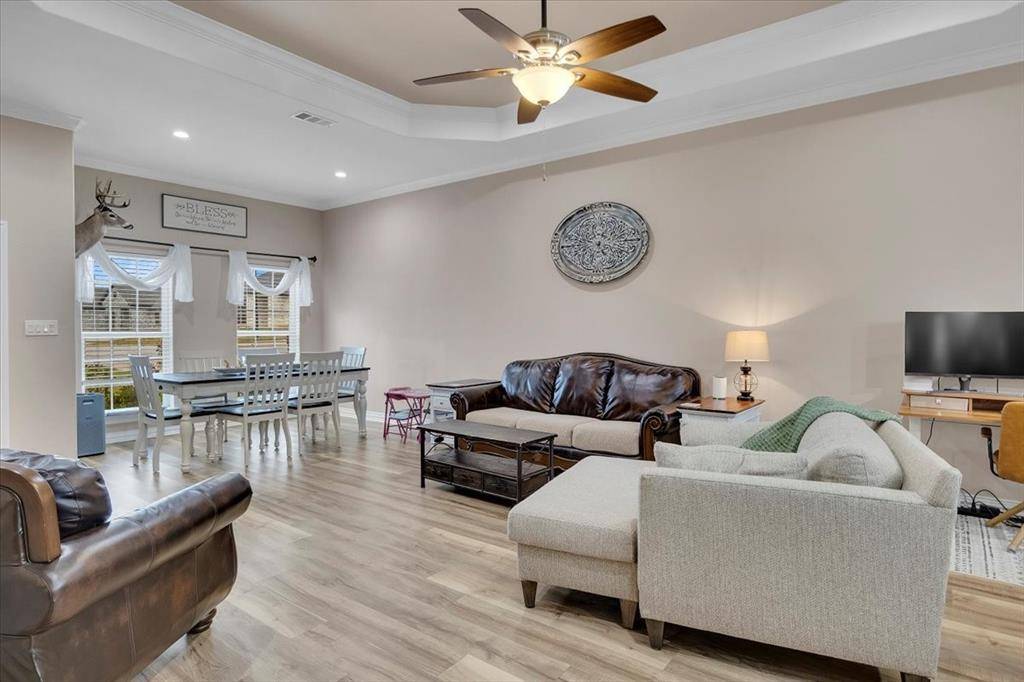 204 Nolan Farms Boulevard Winona, TX 75792