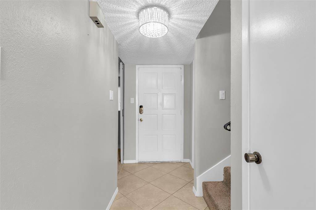 Arlington, TX 76015,2106 Westkendal Lane