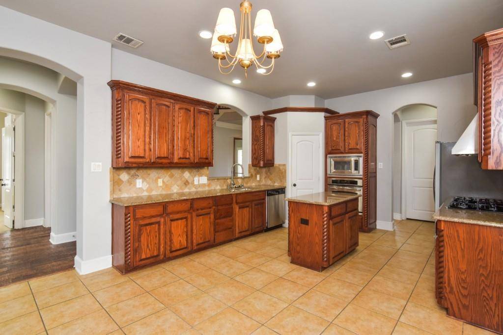 Frisco, TX 75033,9750 Candlewood Drive