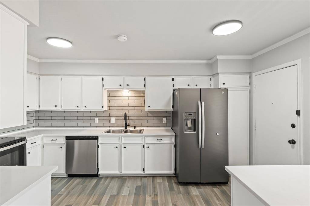 Dallas, TX 75230,10526 Stone Canyon Road #201