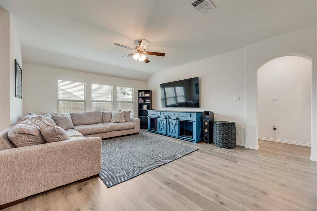 Aubrey, TX 76227,10108 Autumn Leaves Lane