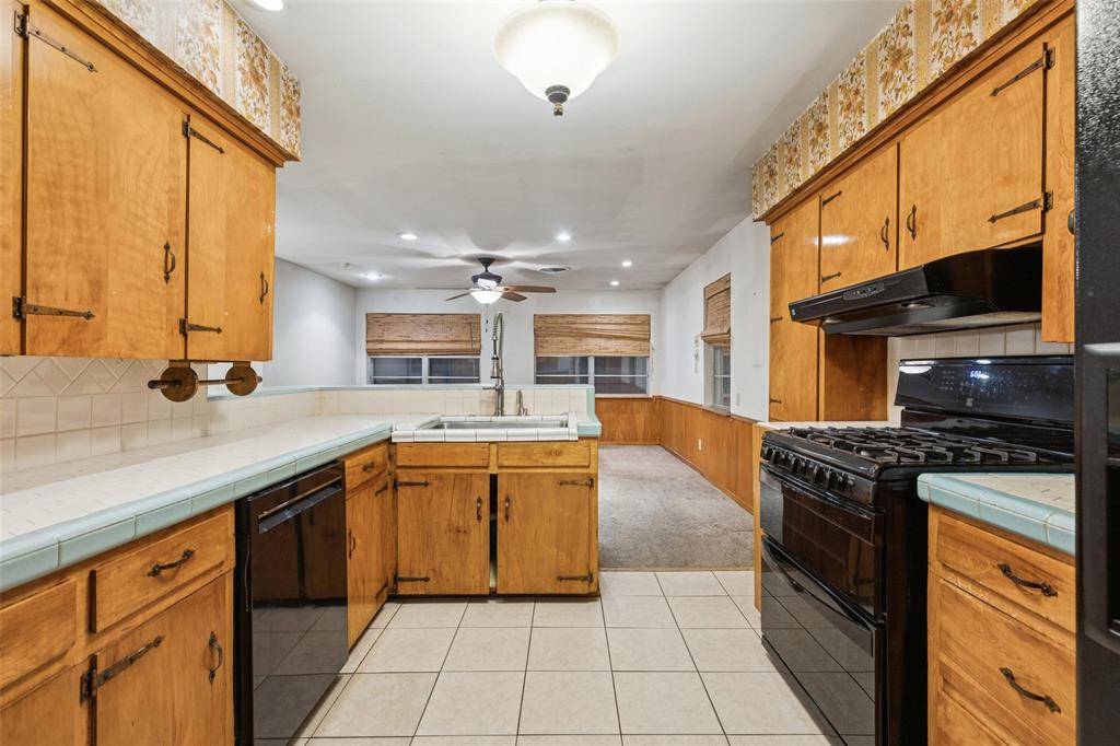 Dallas, TX 75228,1618 Loree Drive