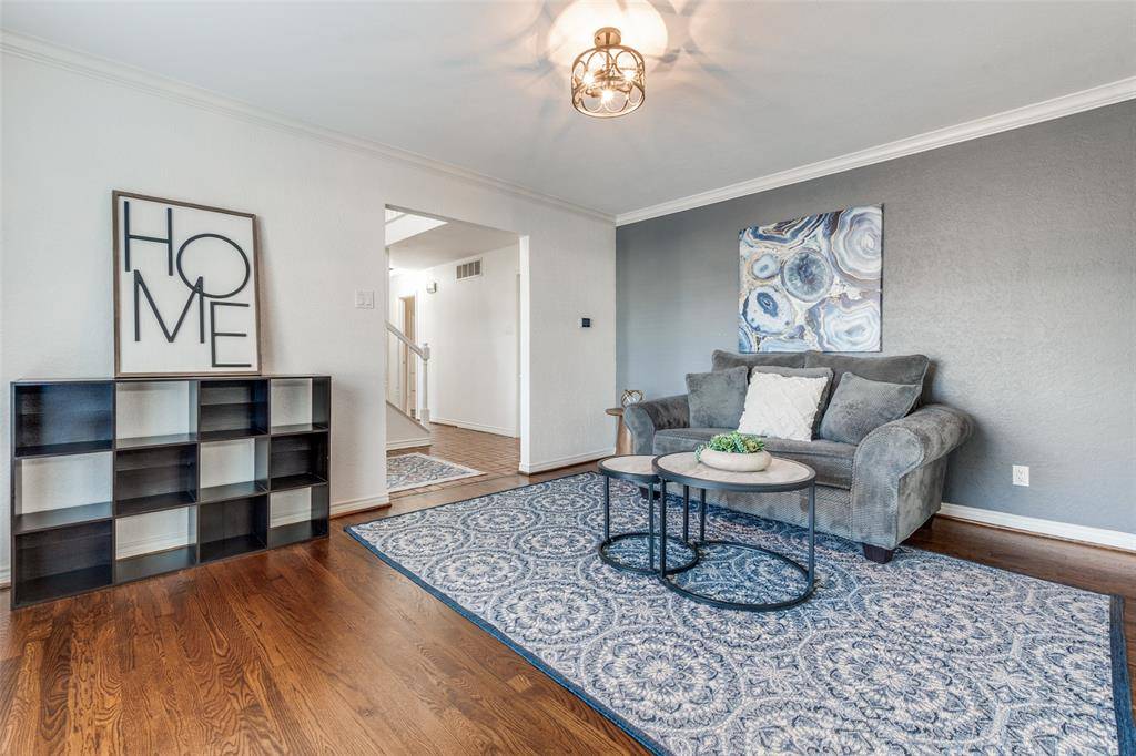 Dallas, TX 75238,9446 Brentgate Drive