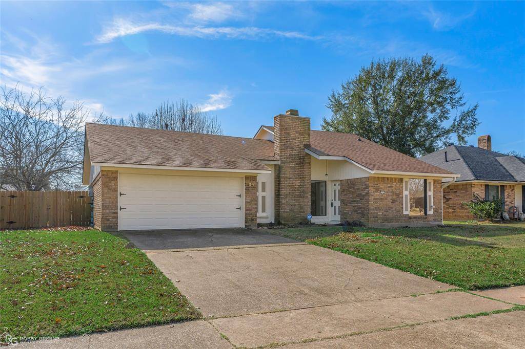 Bossier City, LA 71112,5702 Golden Meadows Drive