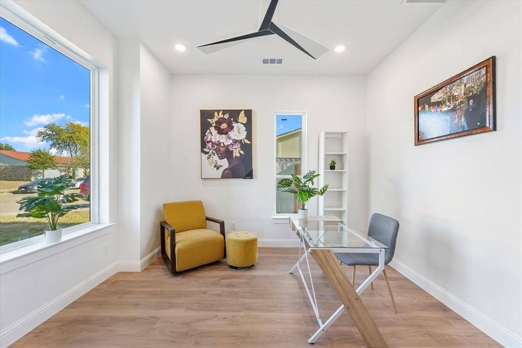 The Colony, TX 75056,5204 Gibson Drive