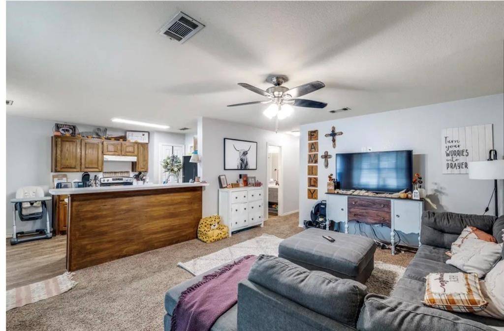 Mansfield, TX 76063,327 Shady Valley Dr