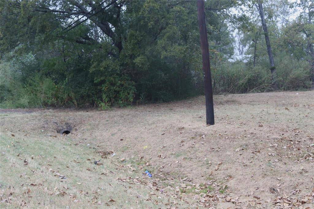 Quinlan, TX 75474,500 W Main Street