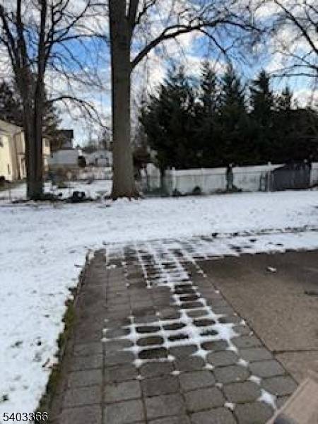 Saddle Brook Twp., NJ 07663,300 John Ochs Dr