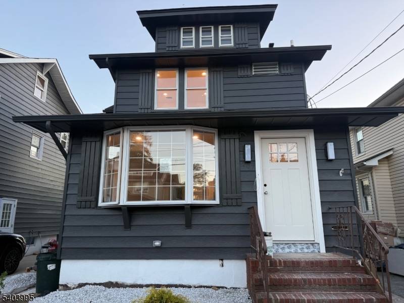 Lyndhurst Twp., NJ 07071,207 Post Ave