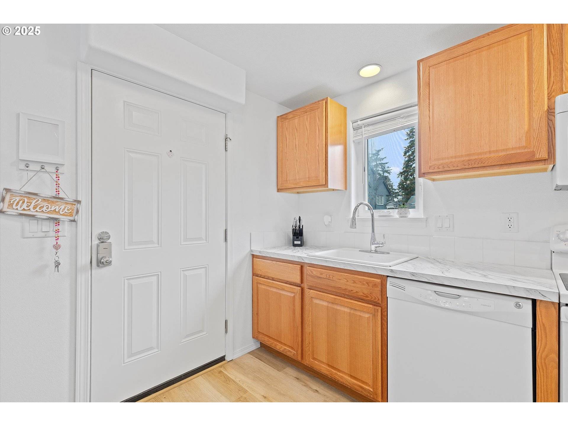 Portland, OR 97216,132 SE 119TH AVE