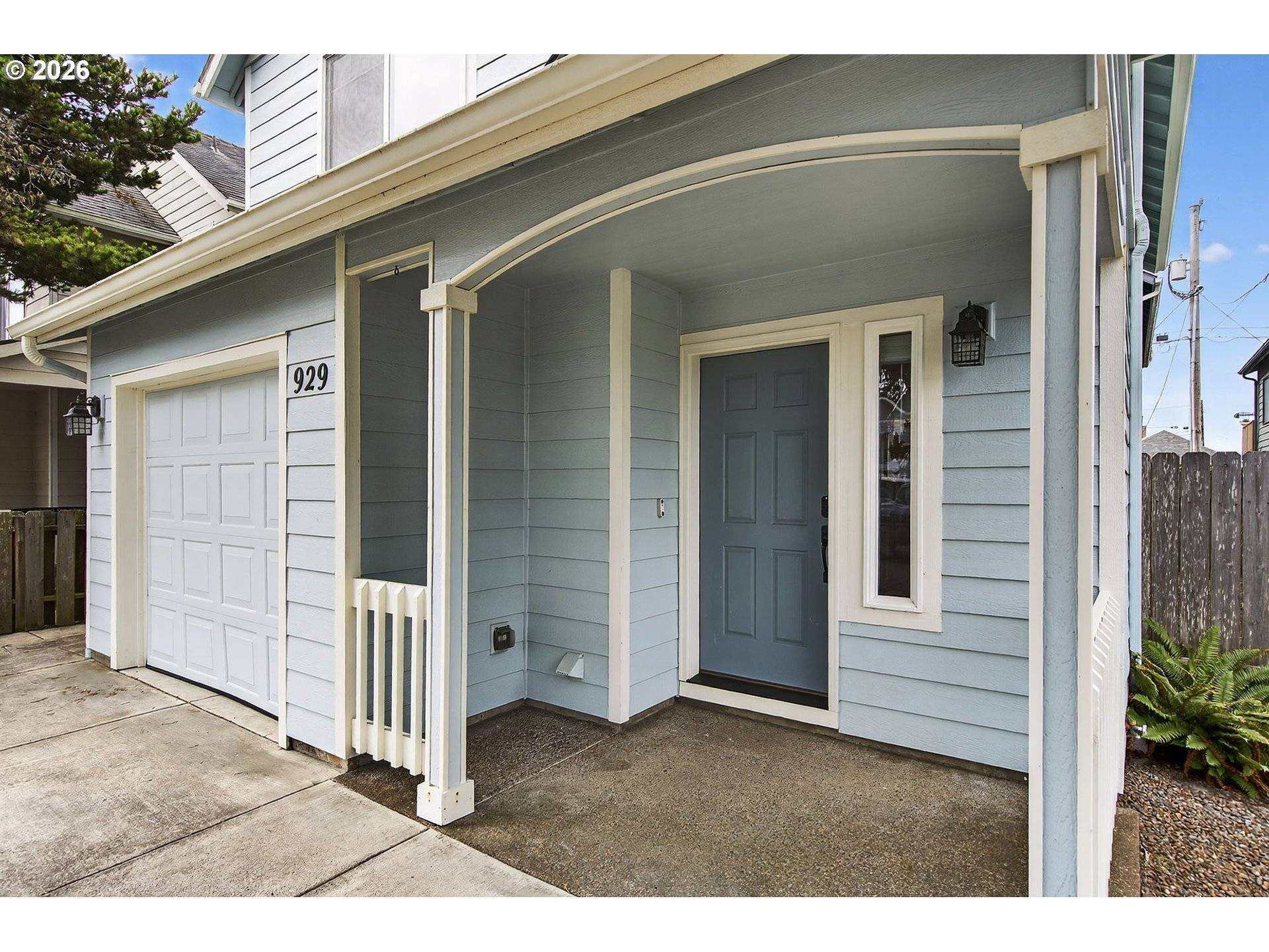 Newport, OR 97365,929 NW SPRING ST