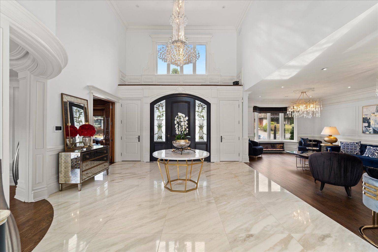 Toronto C12, ON M3C 2M1,5 Royal Oak DR