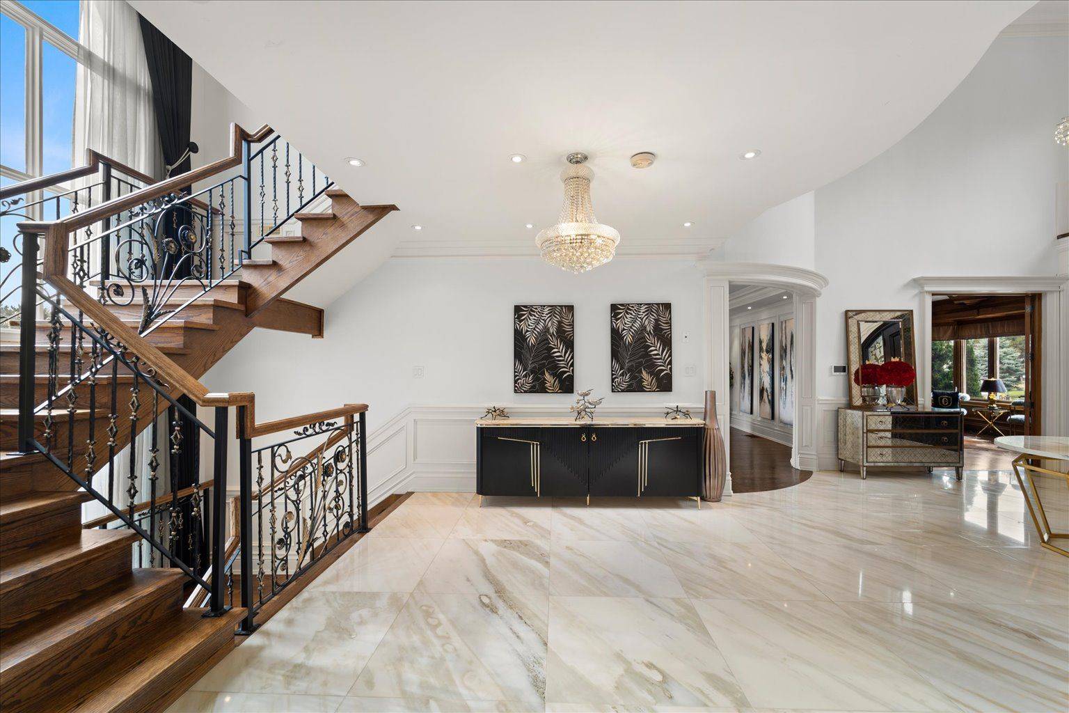 Toronto C12, ON M3C 2M1,5 Royal Oak DR