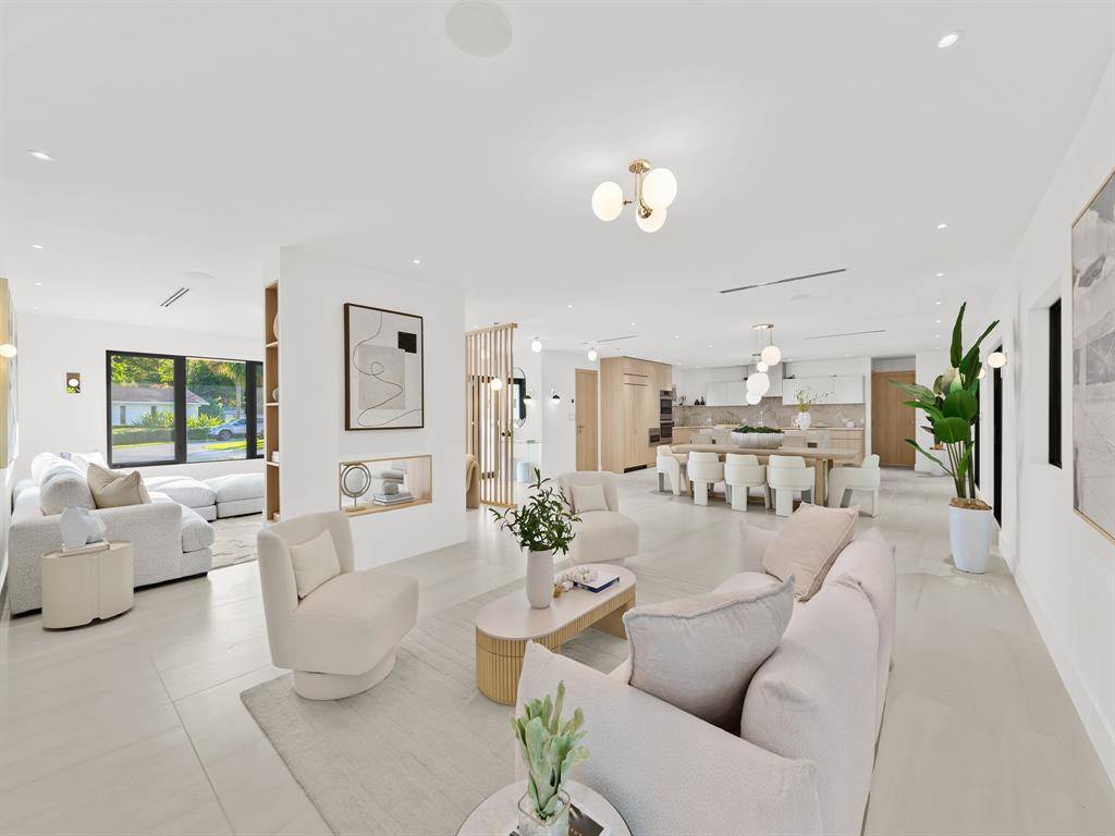 Pinecrest, FL 33156,7125 SW 119th St