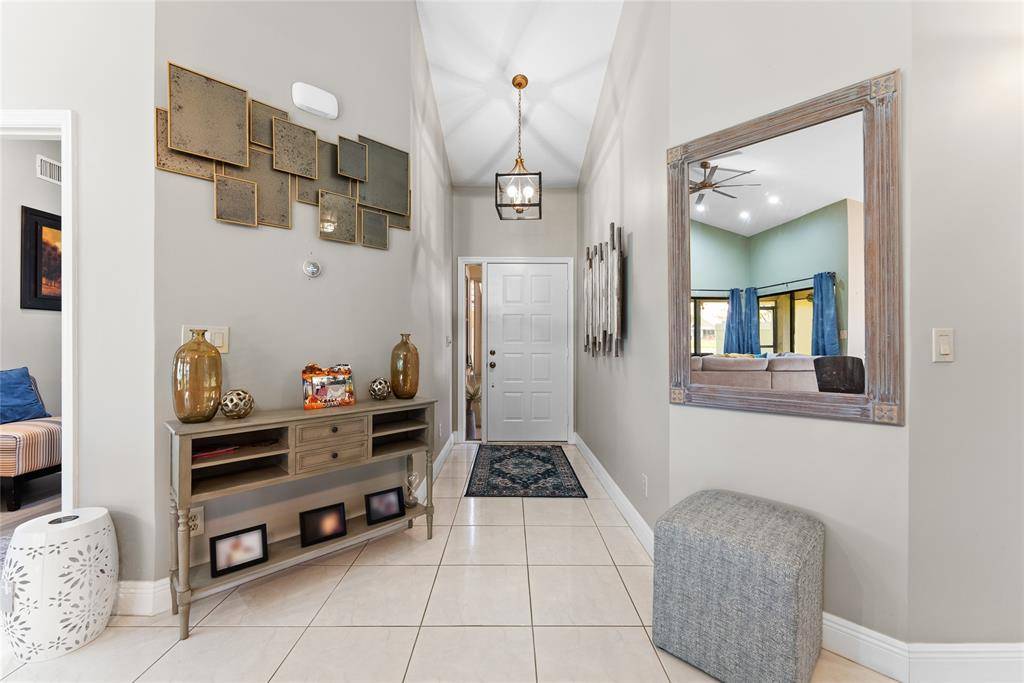 Boynton Beach, FL 33472,Address not disclosed