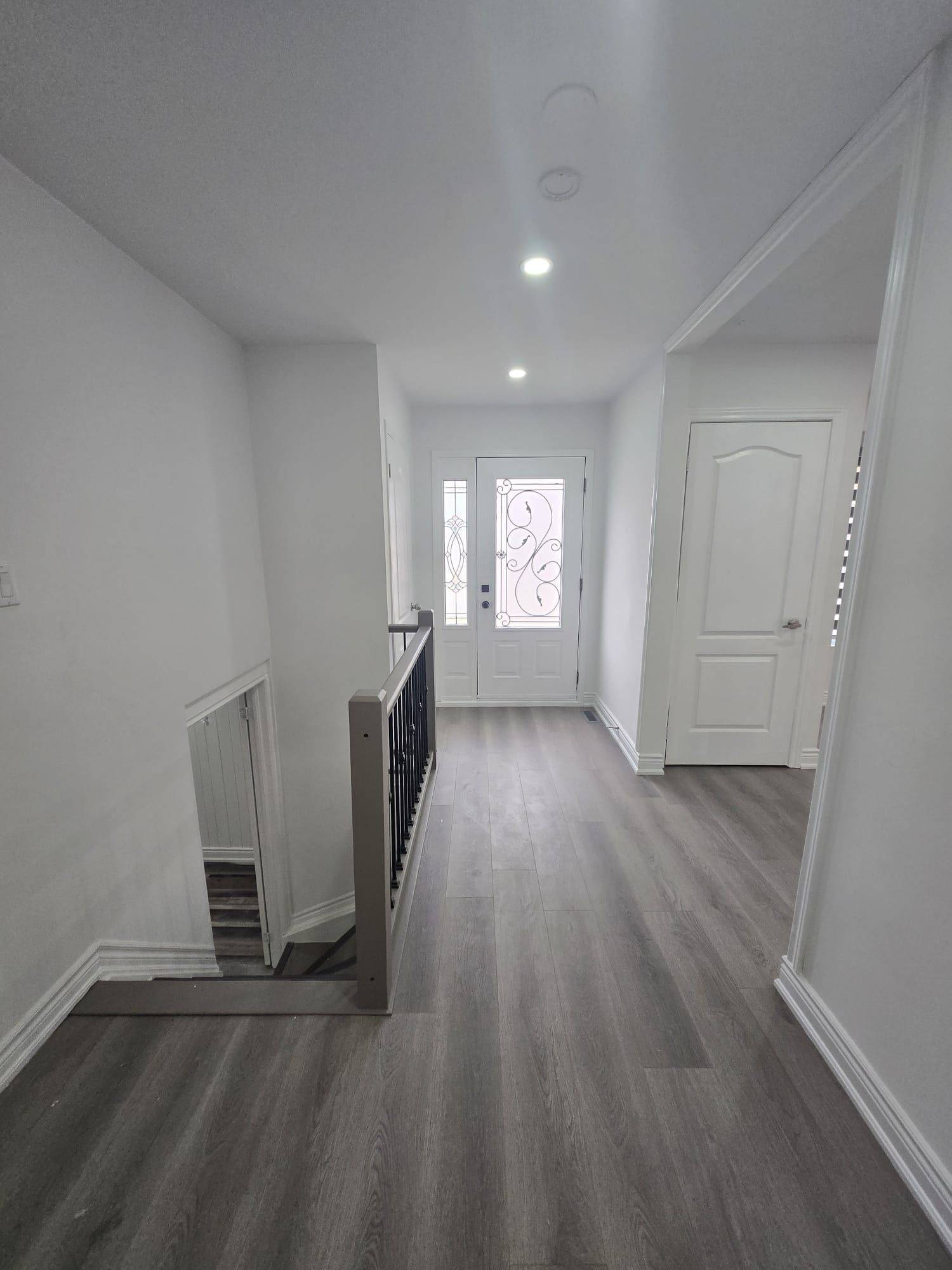 Barrie, ON L4M 5J3,3 Sylvia ST