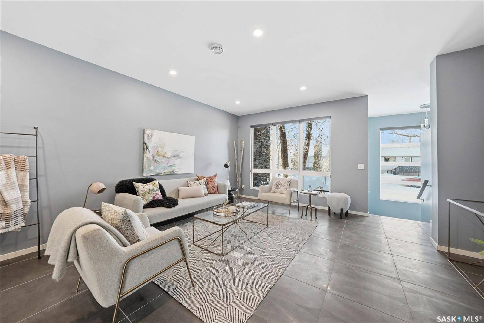 Saskatoon, SK S7K 3G1,1310 Empress AVENUE