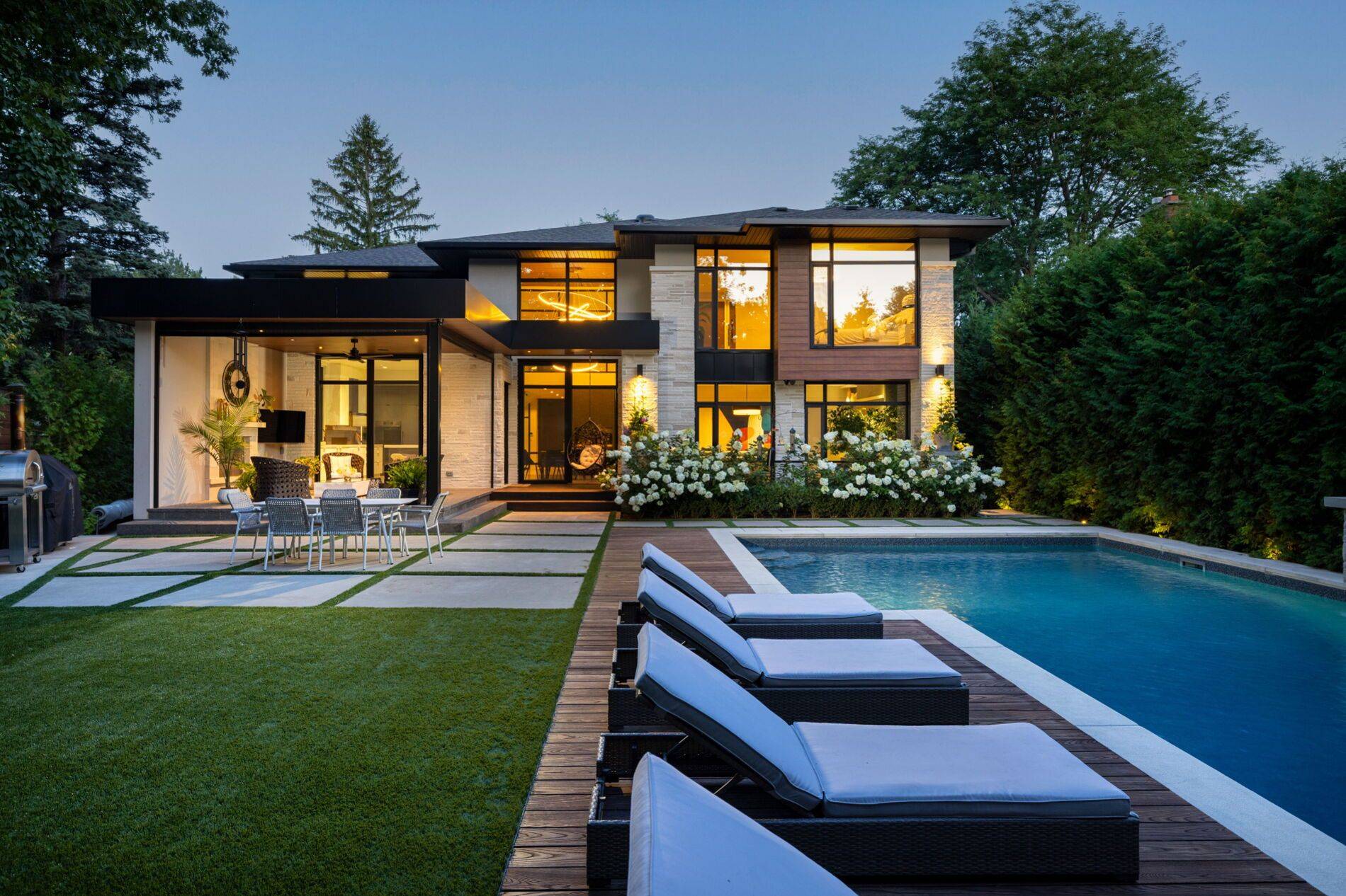 Mississauga, ON L5J 1R7,1471 Rogerswood CT