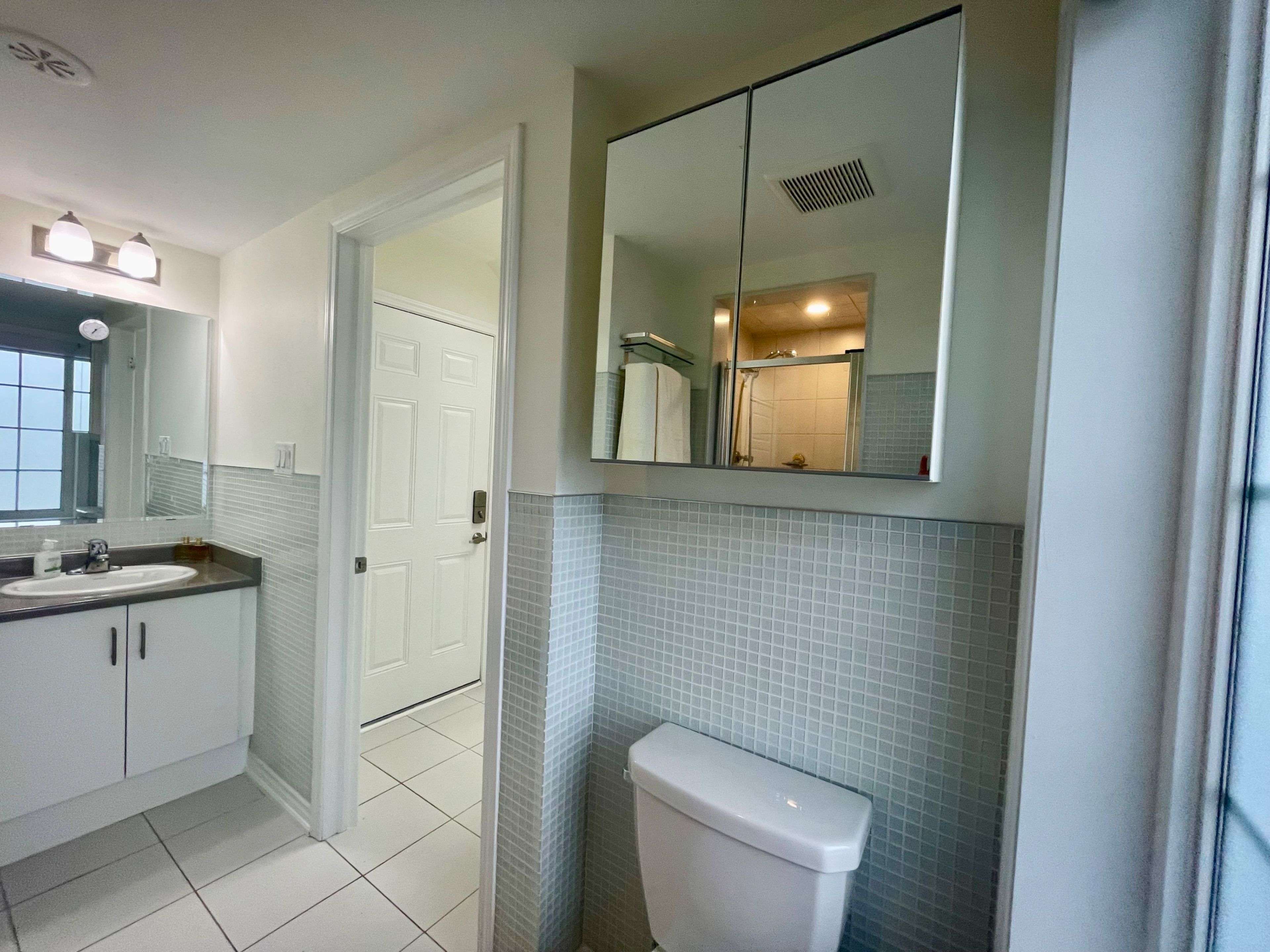 Milton, ON L9E 1P1,1222 Rose WAY #73