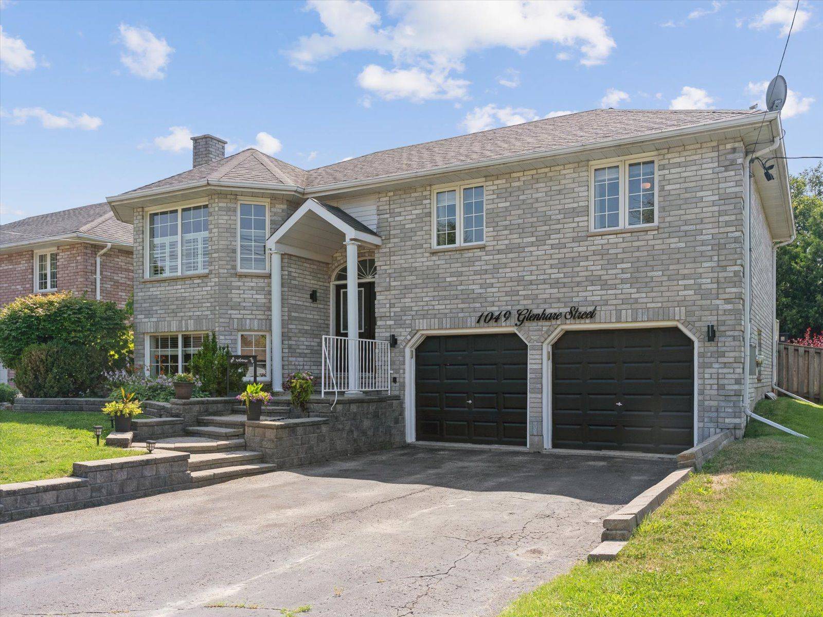 Cobourg, ON K9A 5B8,1049 Glenhare ST