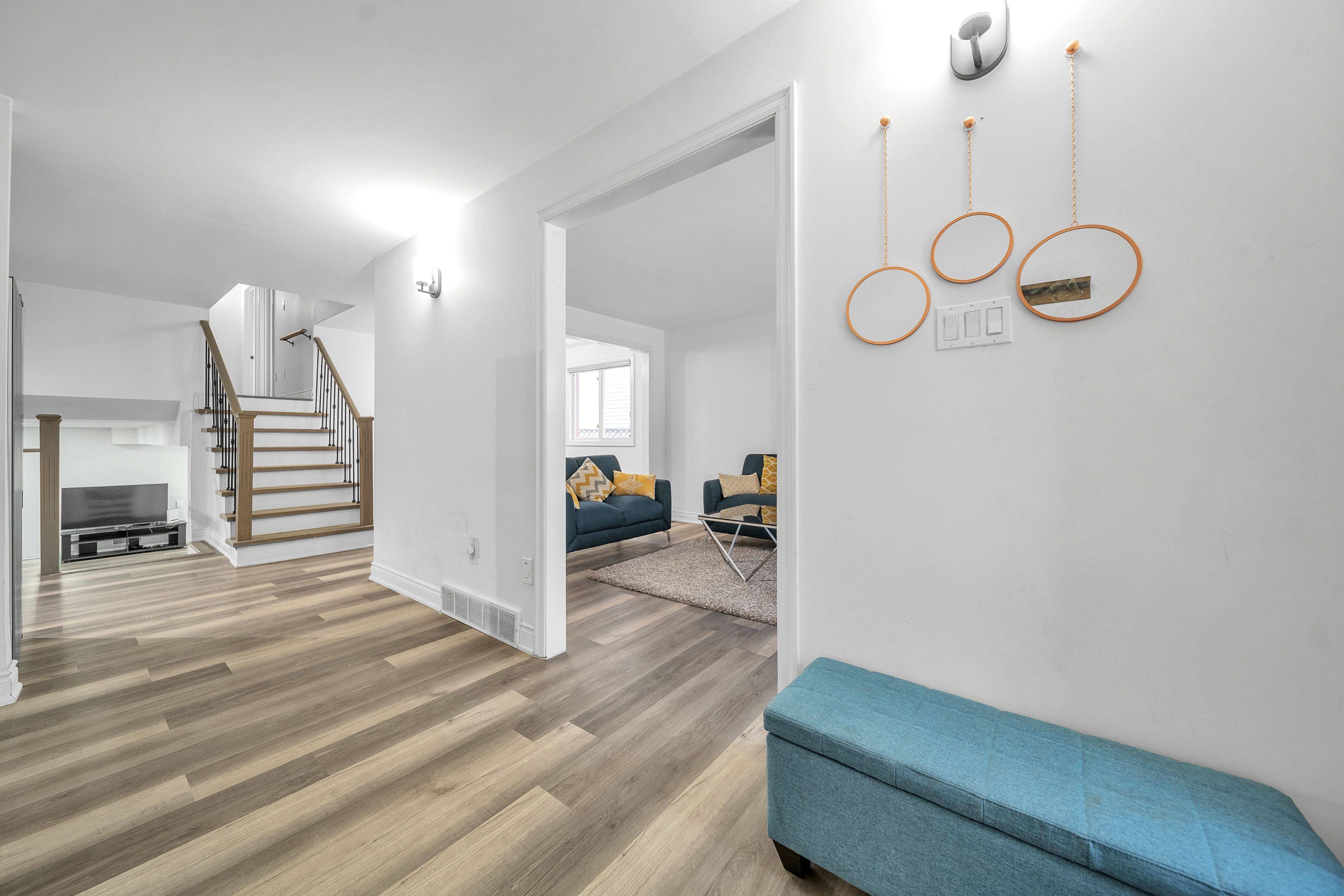 Kitchener, ON N2E 2C1,261 Country Hill DR