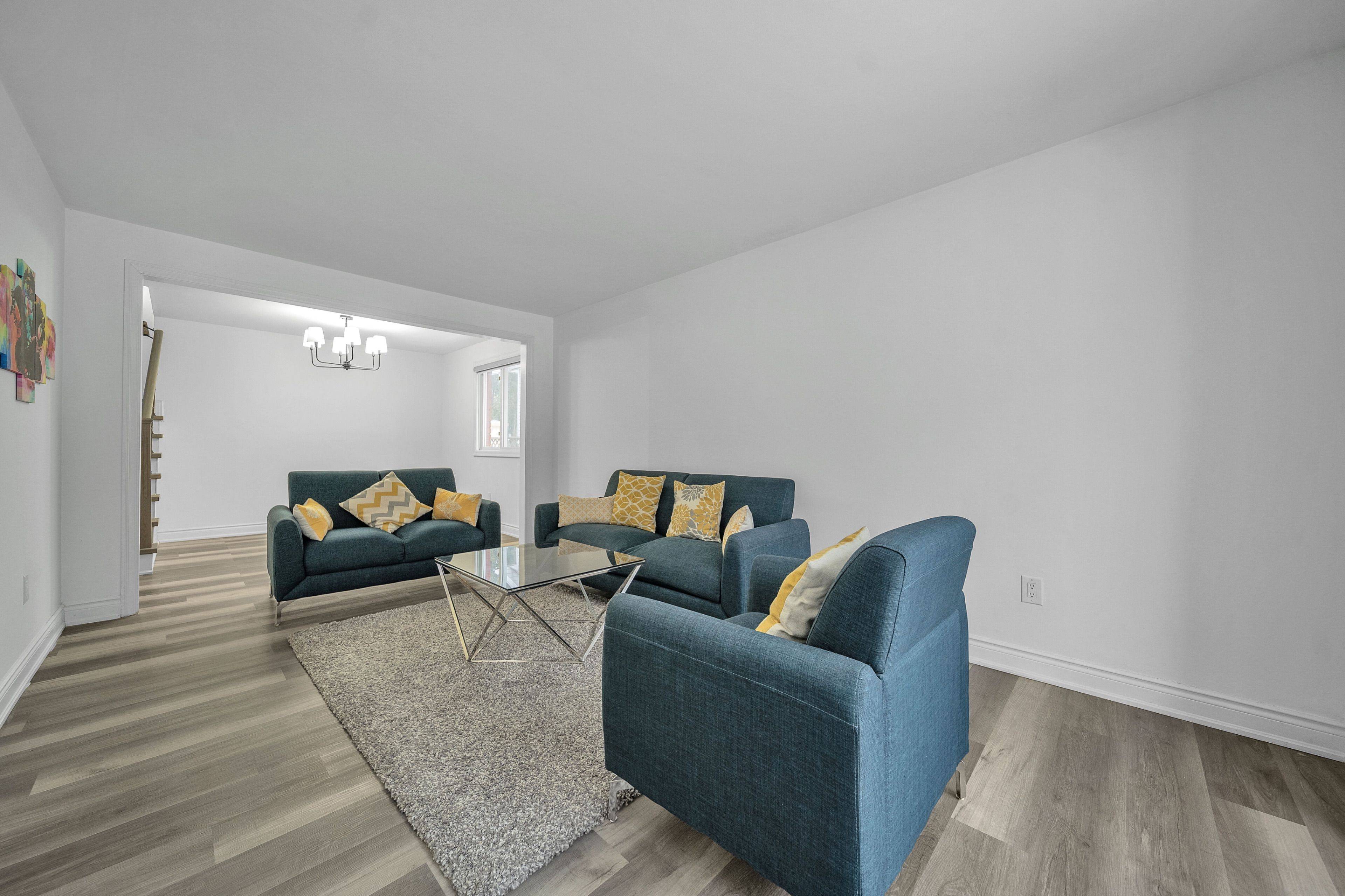 Kitchener, ON N2E 2C1,261 Country Hill DR