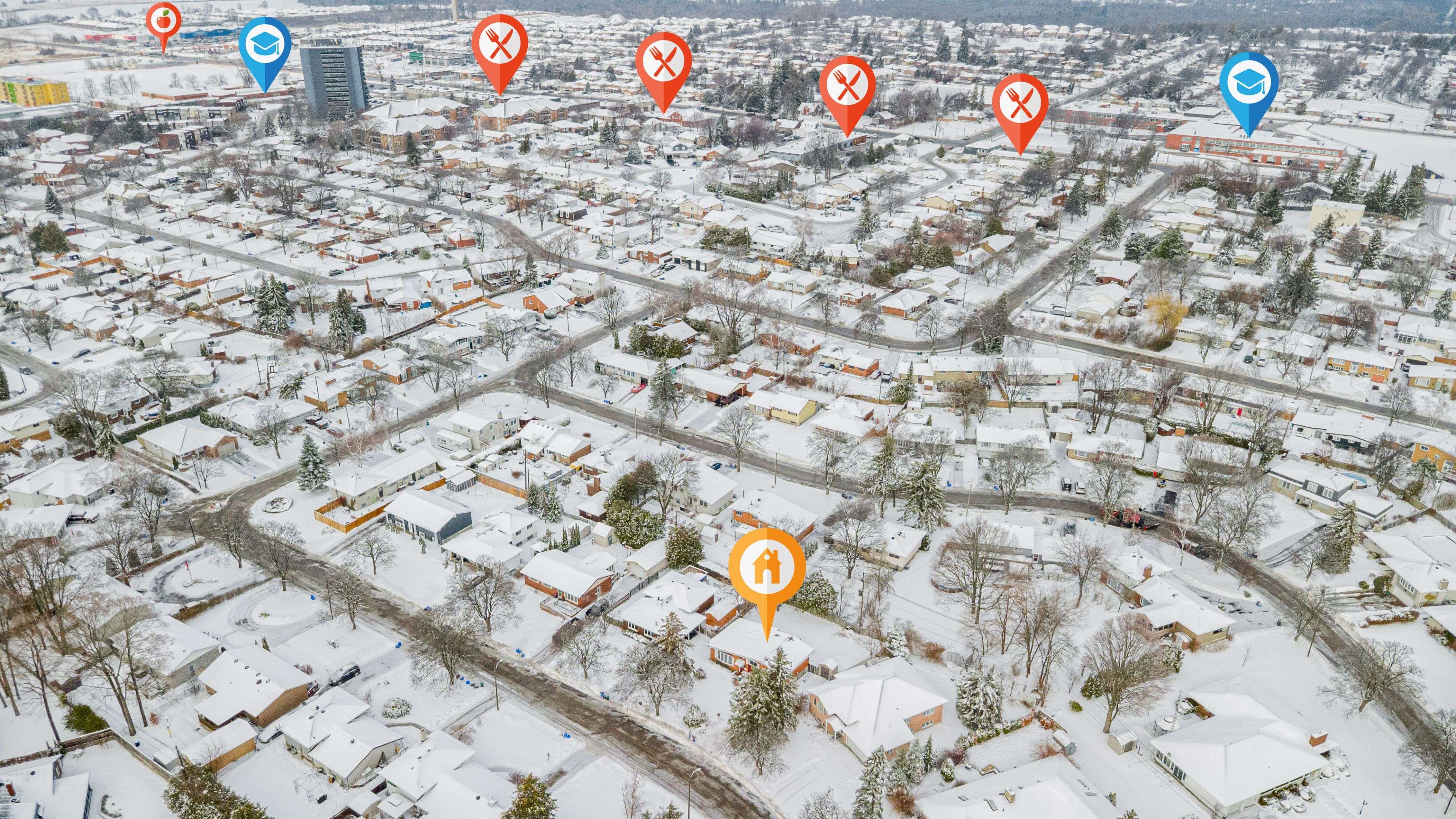 Quinte West, ON K8V 3G4,32 Edgeview DR