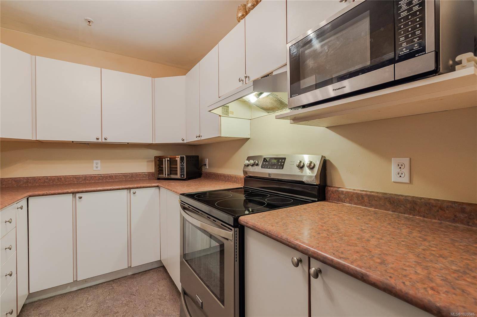 Nanaimo, BC V9S 5V8,1664 Creekside Dr