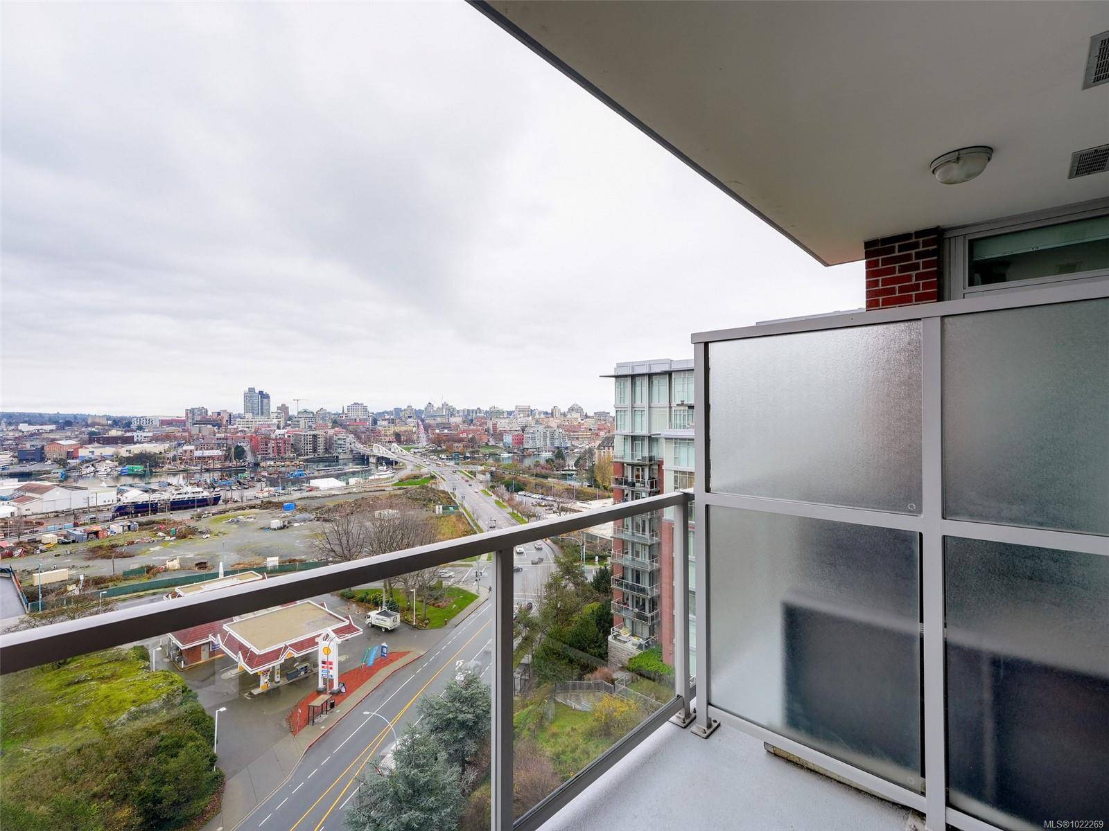 Victoria, BC V9A 0E7,83 Saghalie Rd #1007