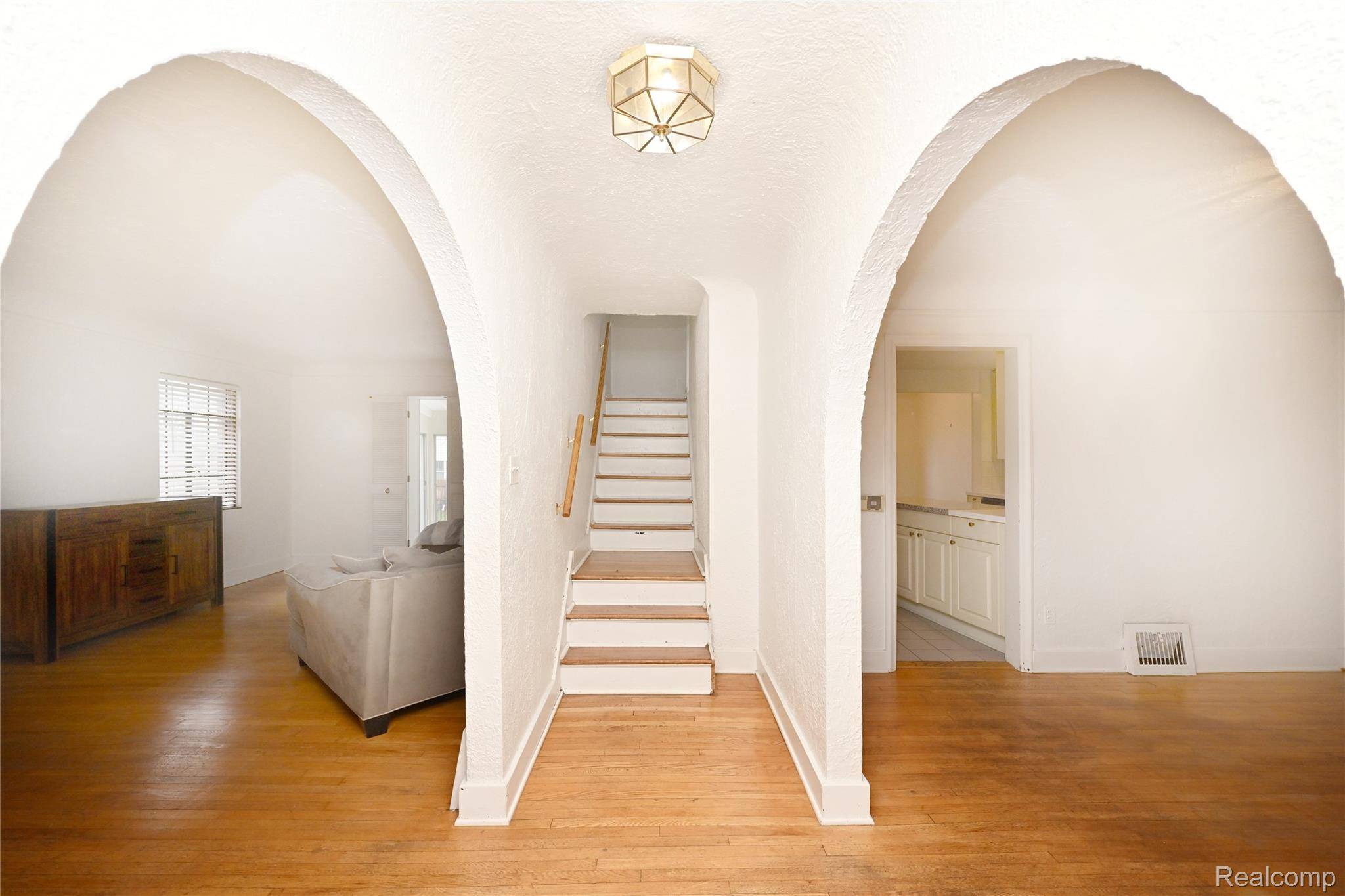 Birmingham, MI 48009,1768 Birmingham BLVD