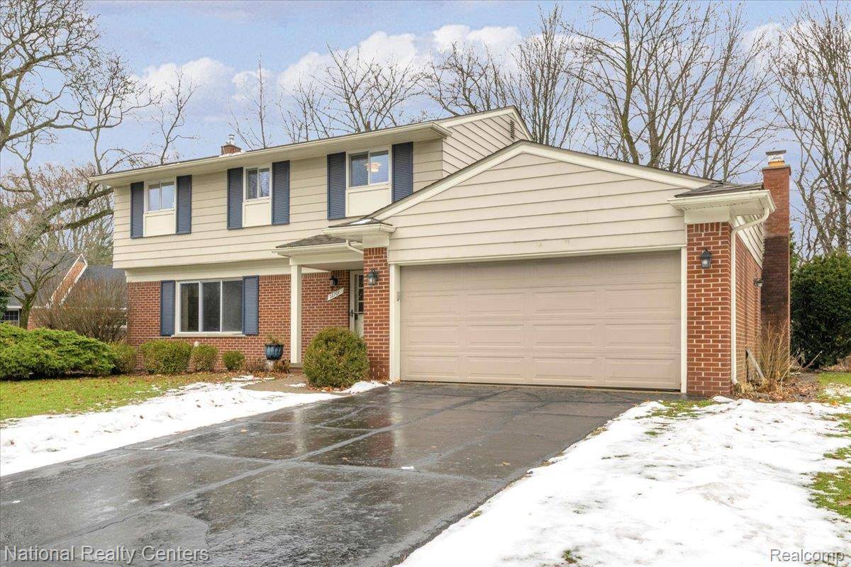 Farmington, MI 48334,28701 Summerwood RD