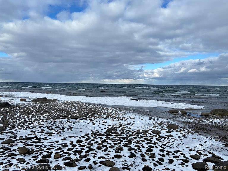 Millersburg, MI 49759,11008 Raven DR