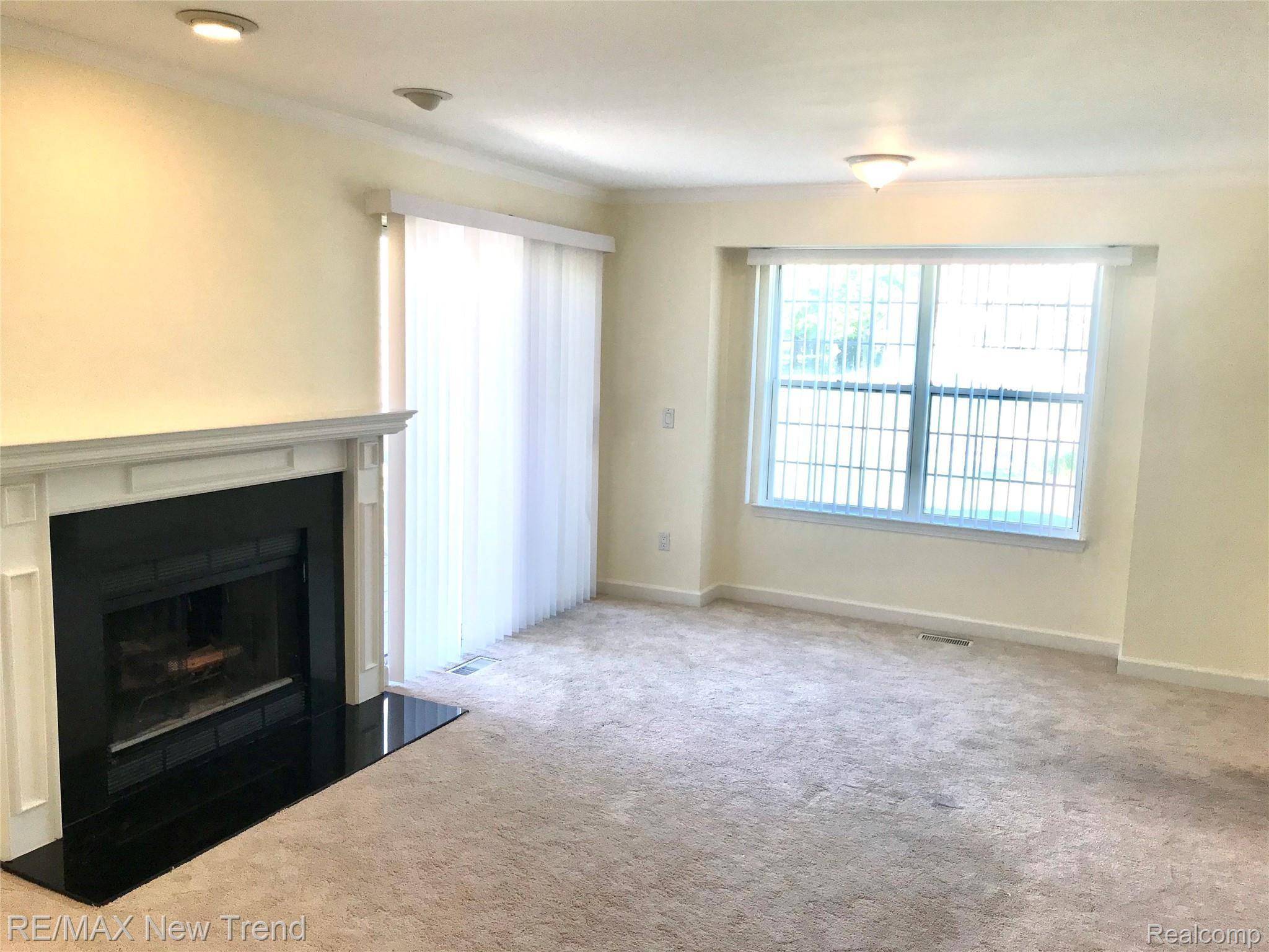 Novi, MI 48377,41363 CORNELL DR