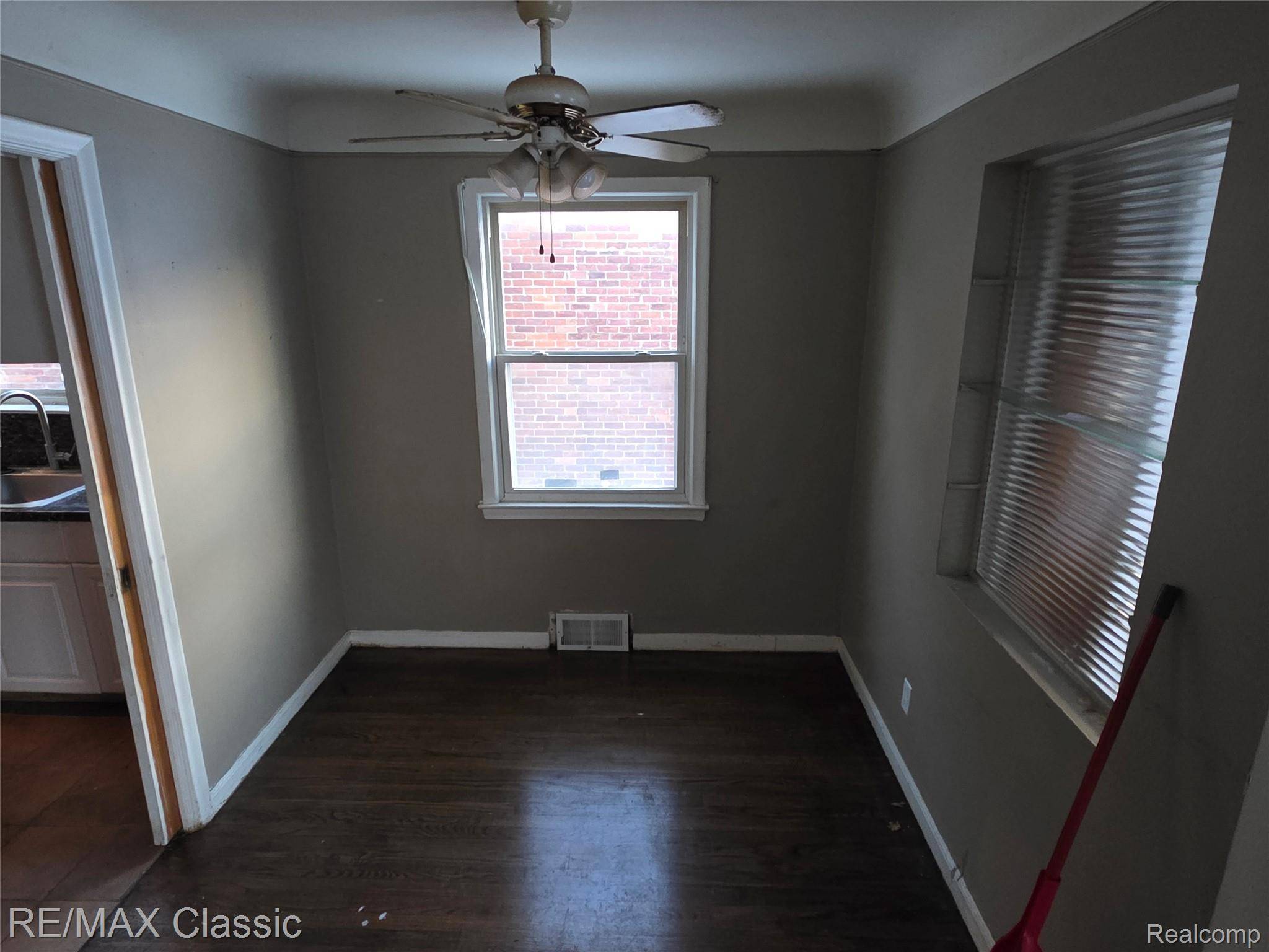 Oak Park, MI 48237,23610 Morton ST