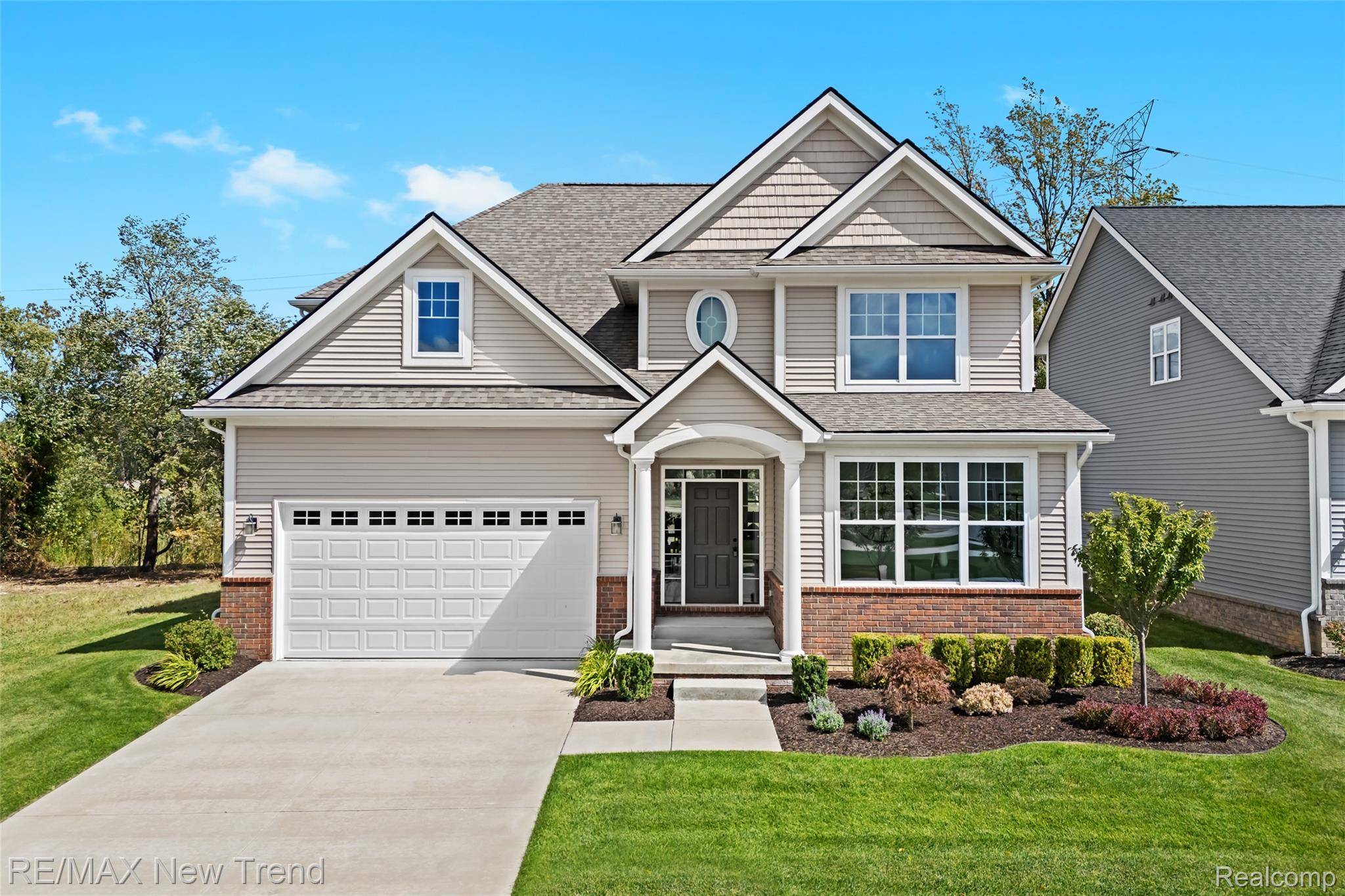 Wixom, MI 48393,2406 Madison ST