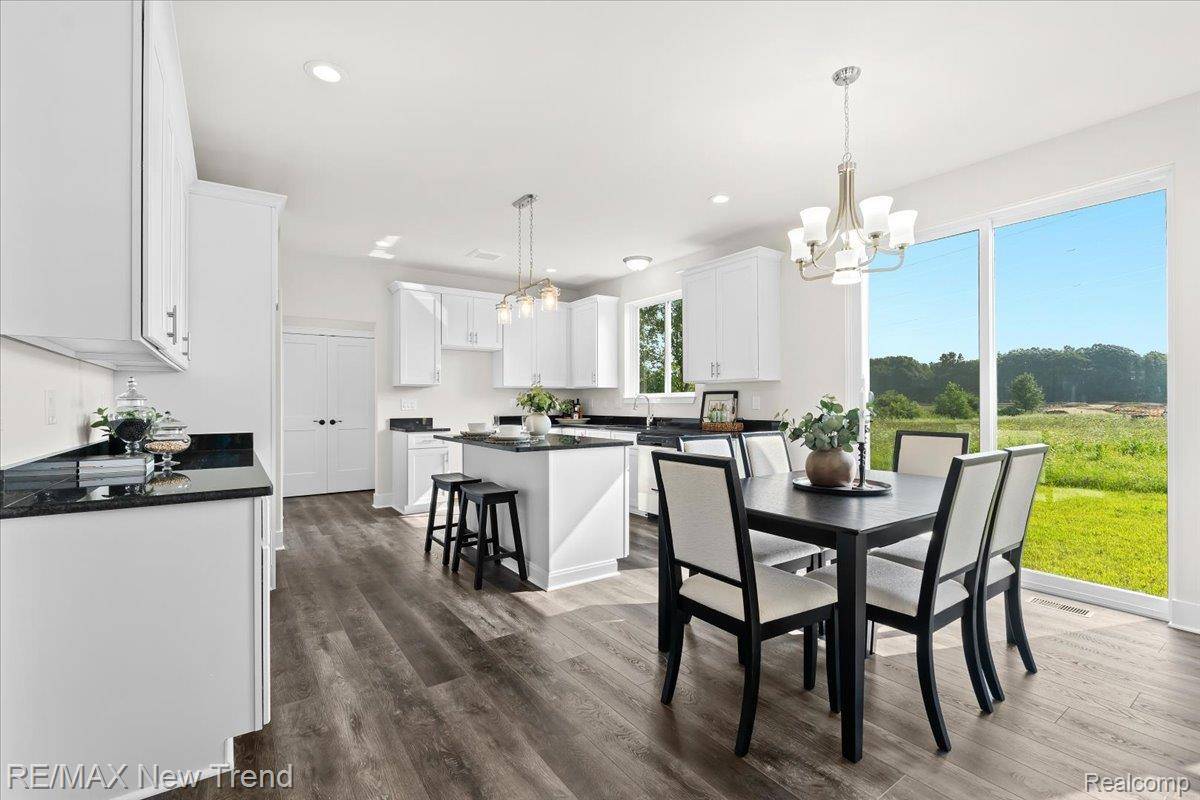 Wixom, MI 48393,2406 Madison ST