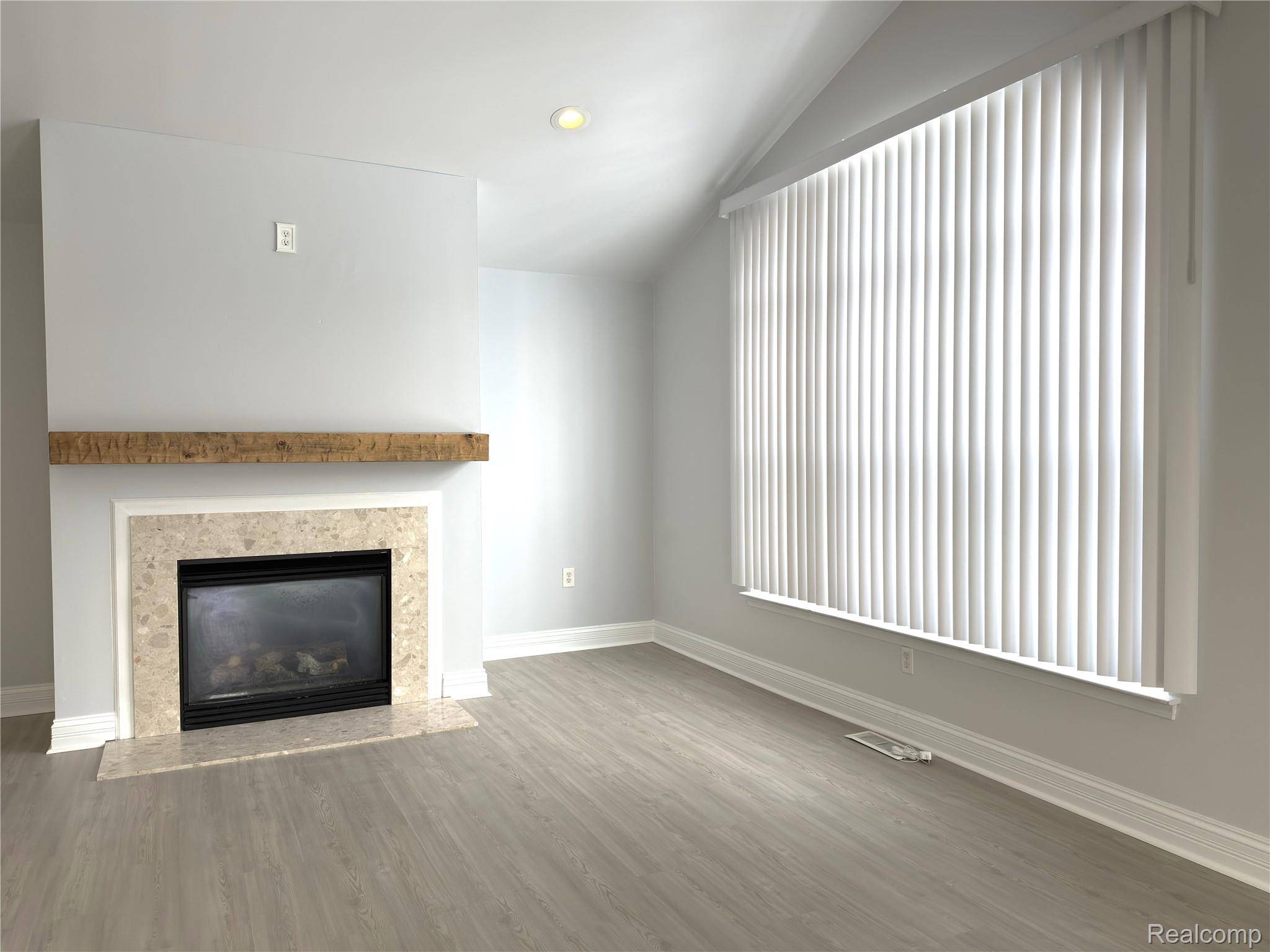 Canton, MI 48188,4213 Elizabeth AVE