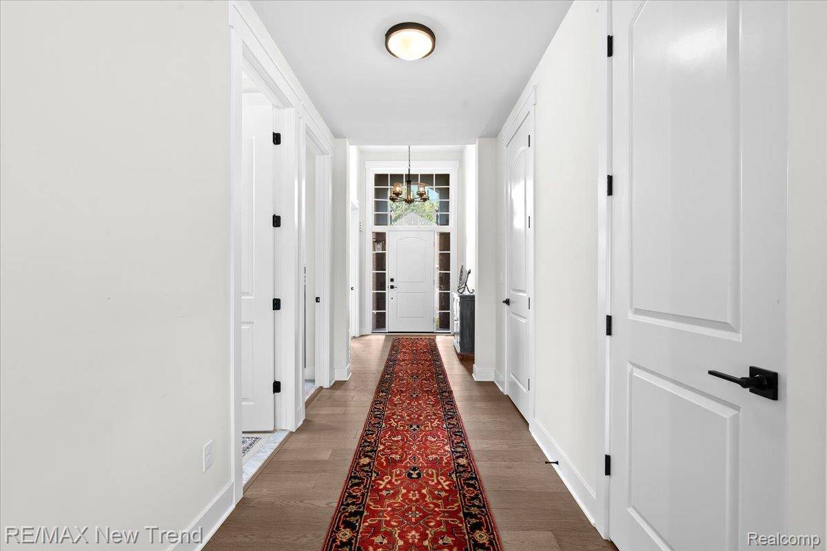 West Bloomfield, MI 48323,7841 Trailside CT